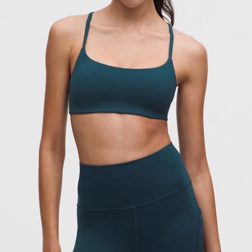 Lululemon Wunder Train Bra - Picture 3 of 4